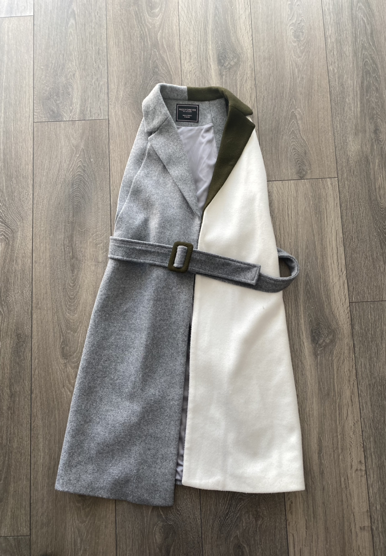 Womens sleeveless coat thumbnail