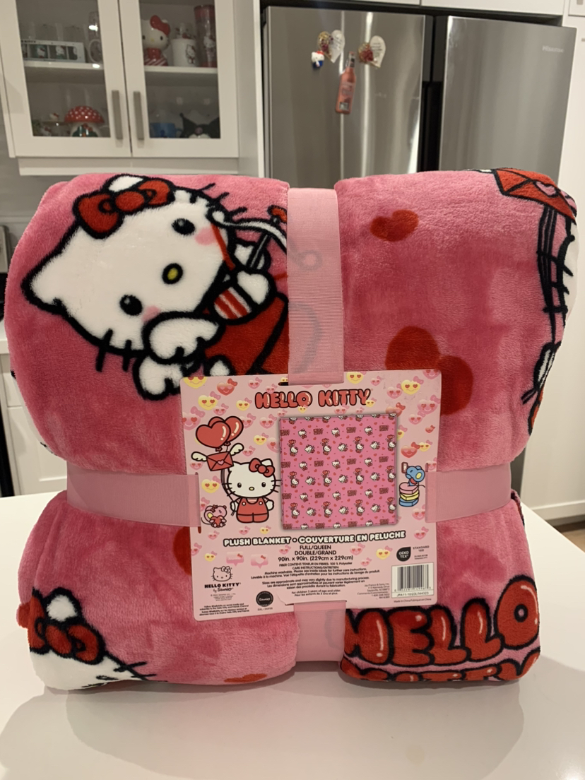 🩷 Cute New Hello  Kitty Valentines Queen Blanket 🩷 thumbnail