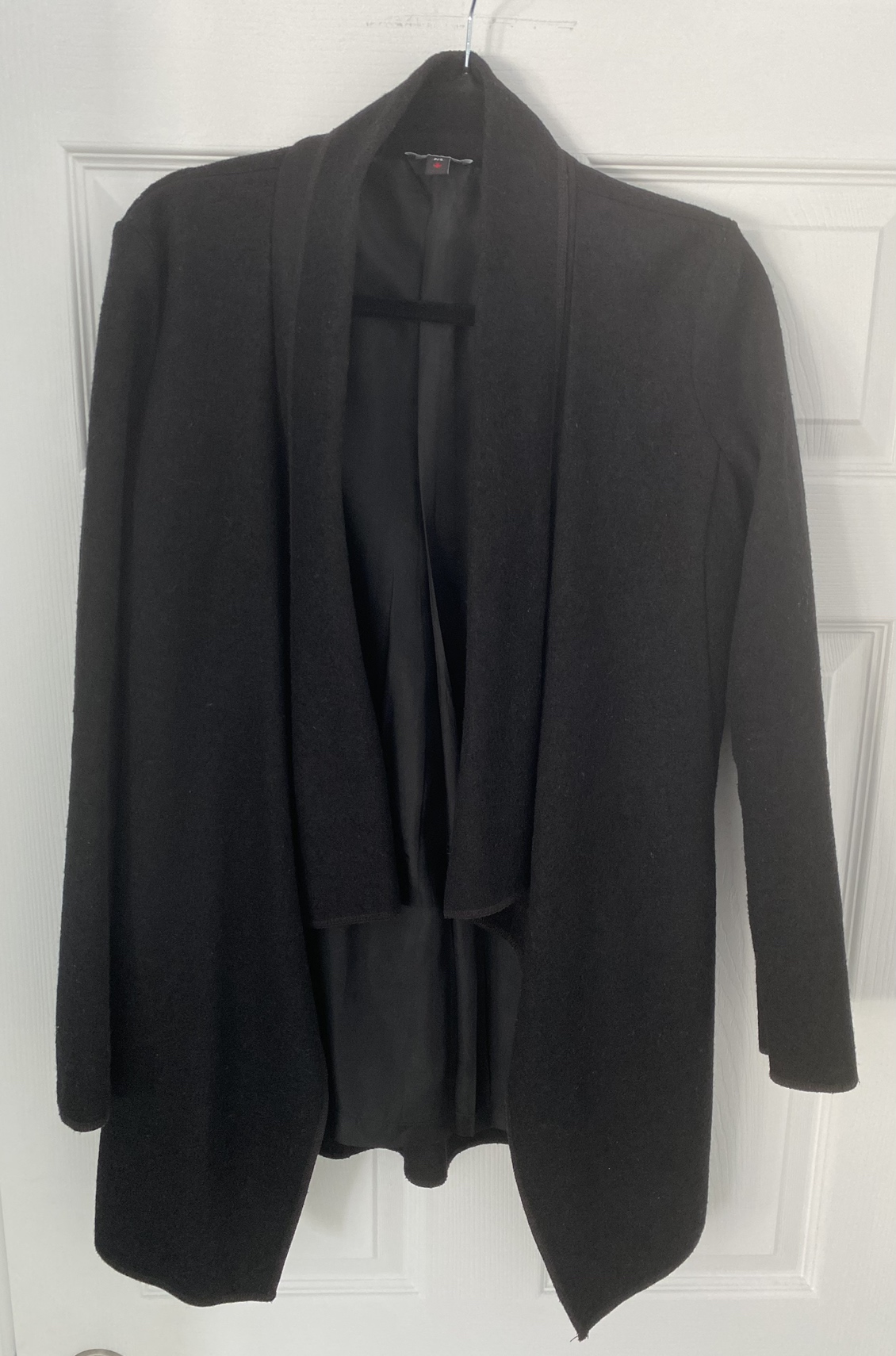 Women’s coat thumbnail