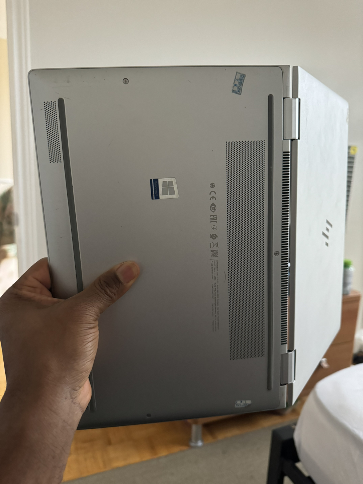 Laptop - photo 3