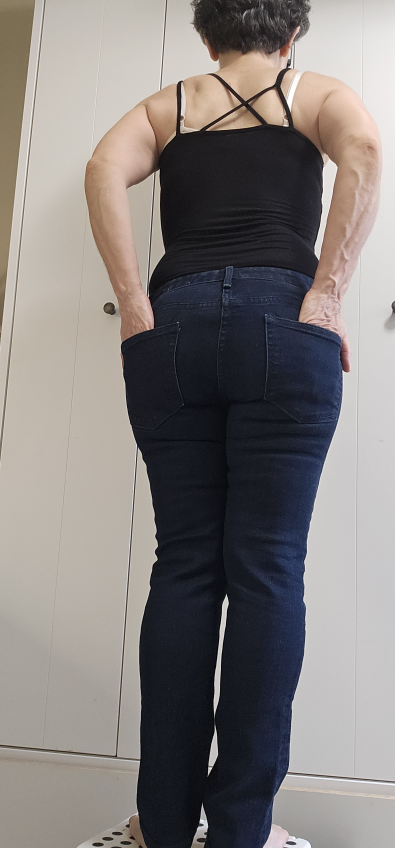 Gap women's jeans pants 👖 image indicator(3)