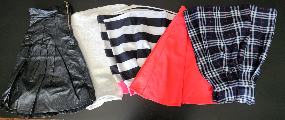clothes size xs and s - photo 2