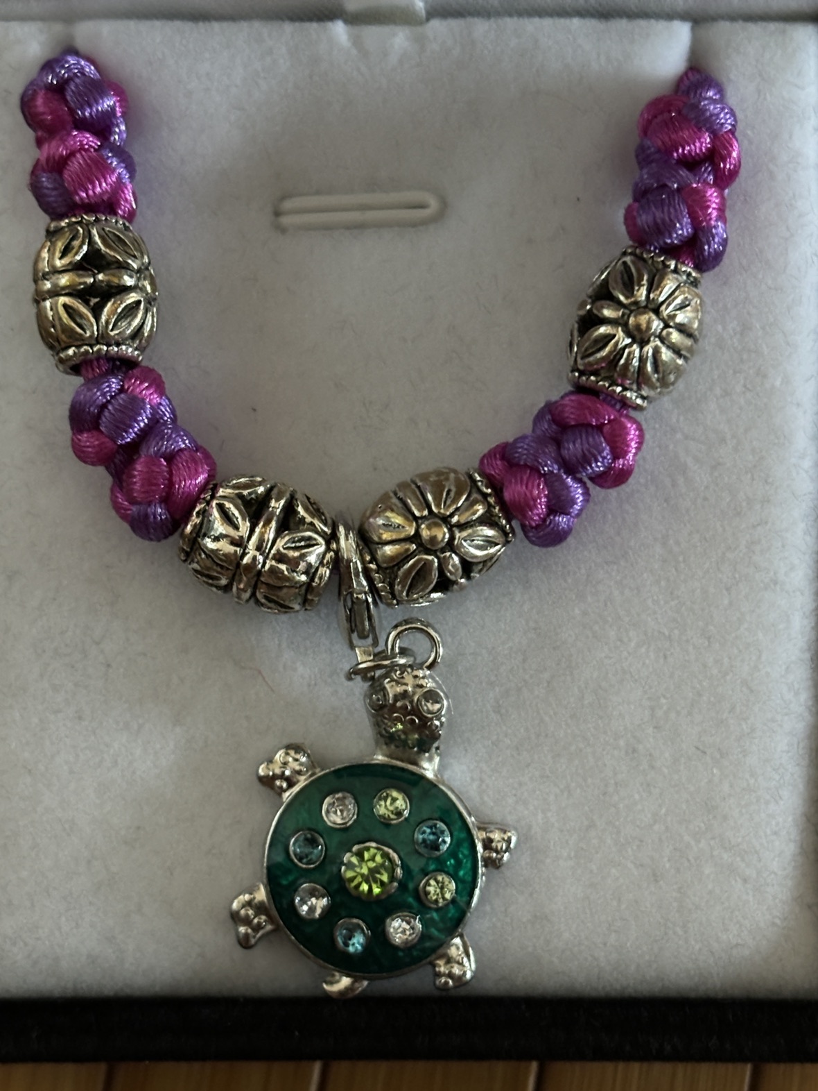 Cute turtle charm necklace. Brand new. image indicator(2)