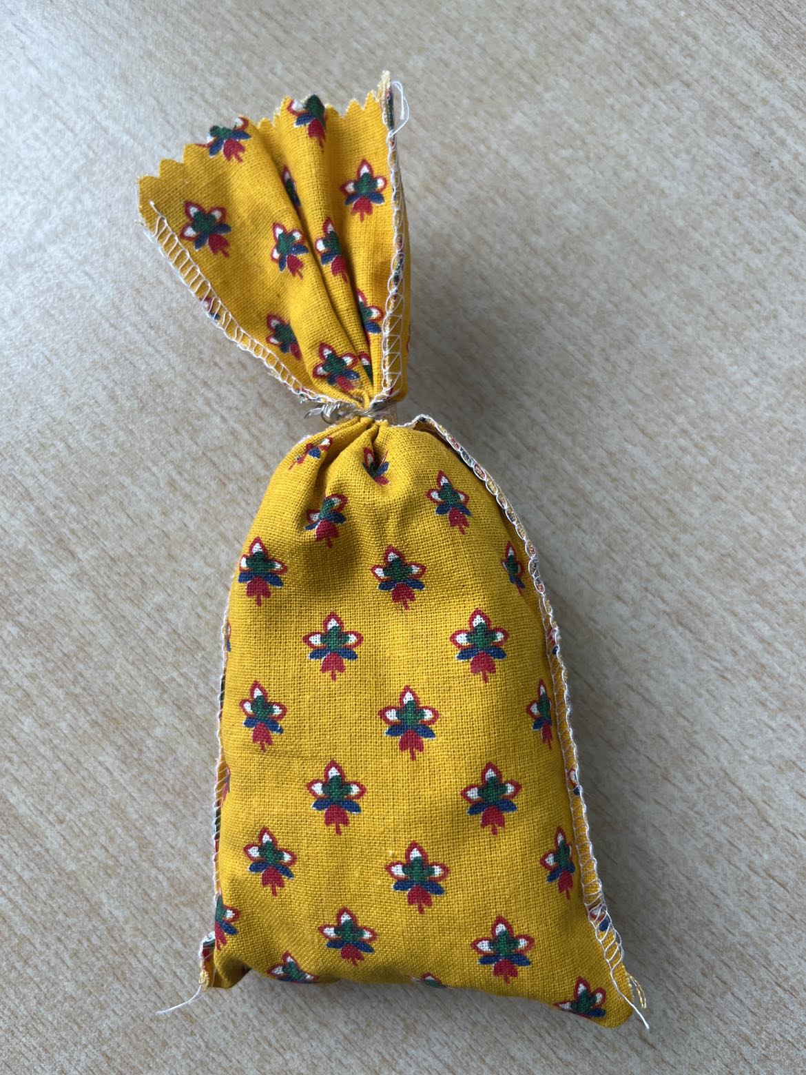 small lavendar sachet thumbnail