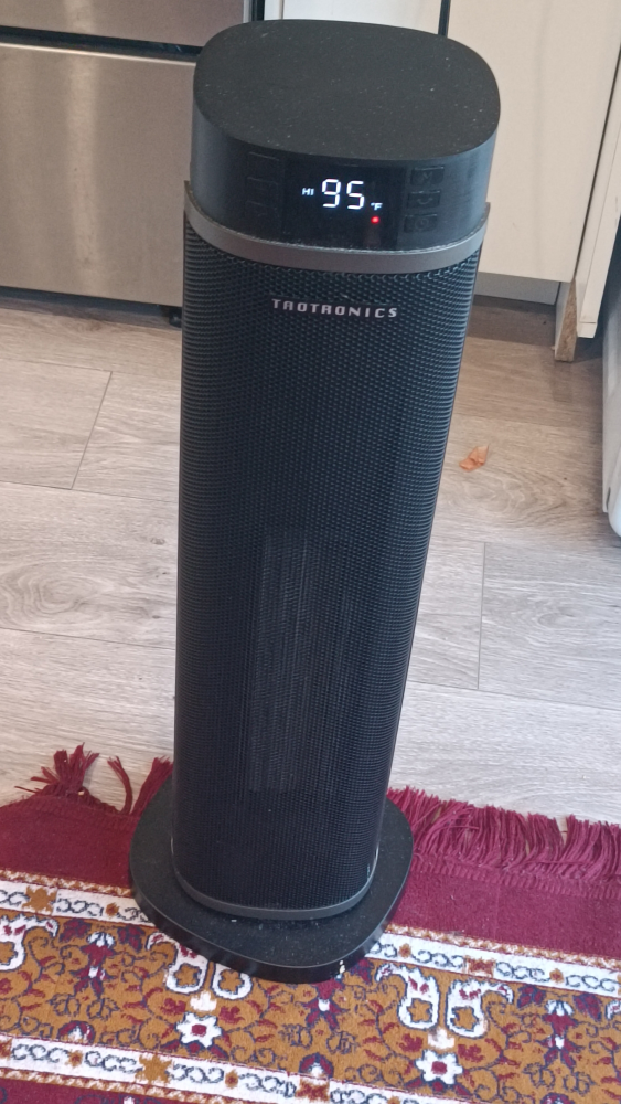 taotronics heater mint condition with remote thumbnail