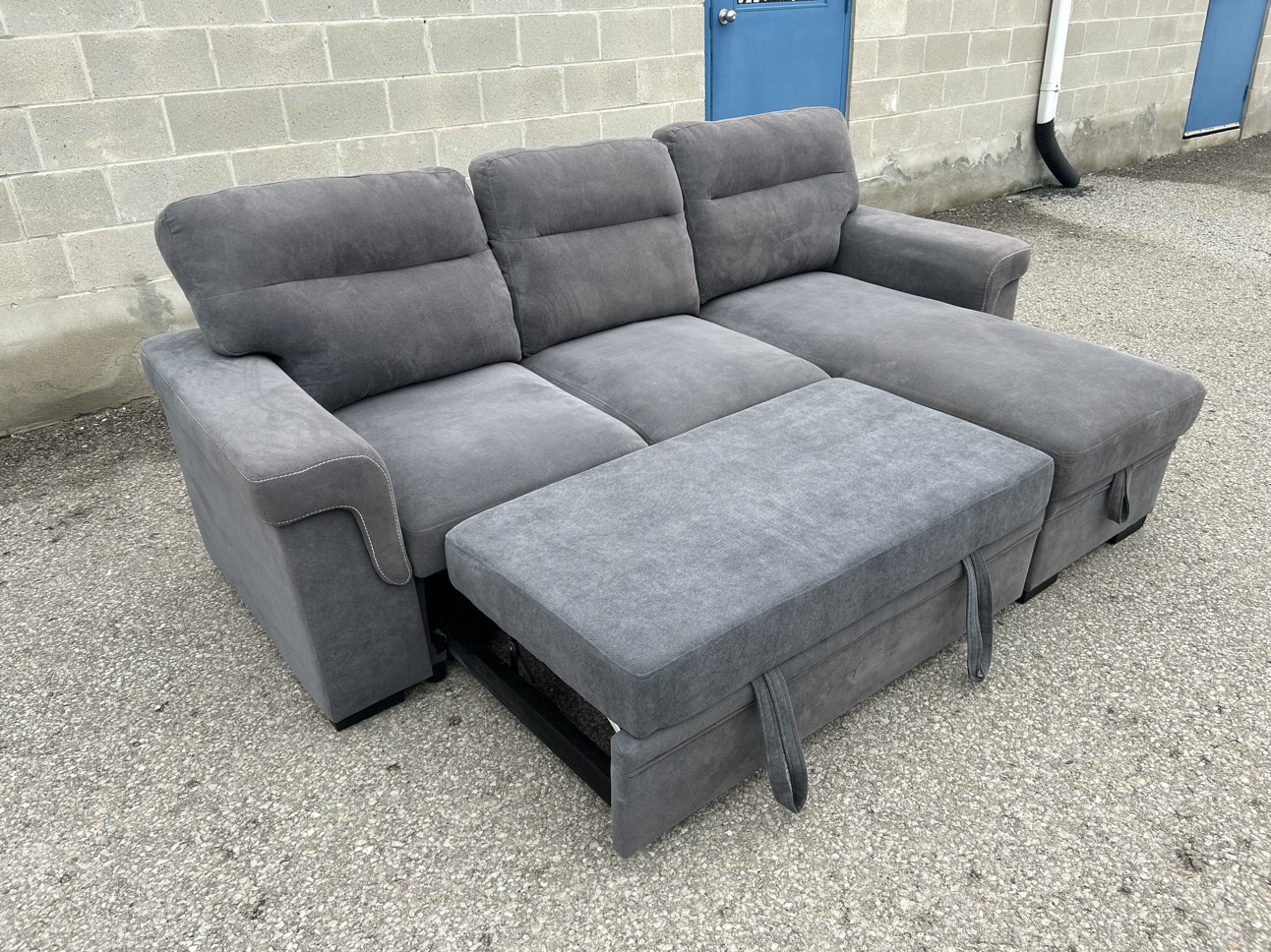 FREE DELIVERY•BRASSEX GREY SECTIONAL COUCH / SOFA BED w/ STORAGE - photo 3
