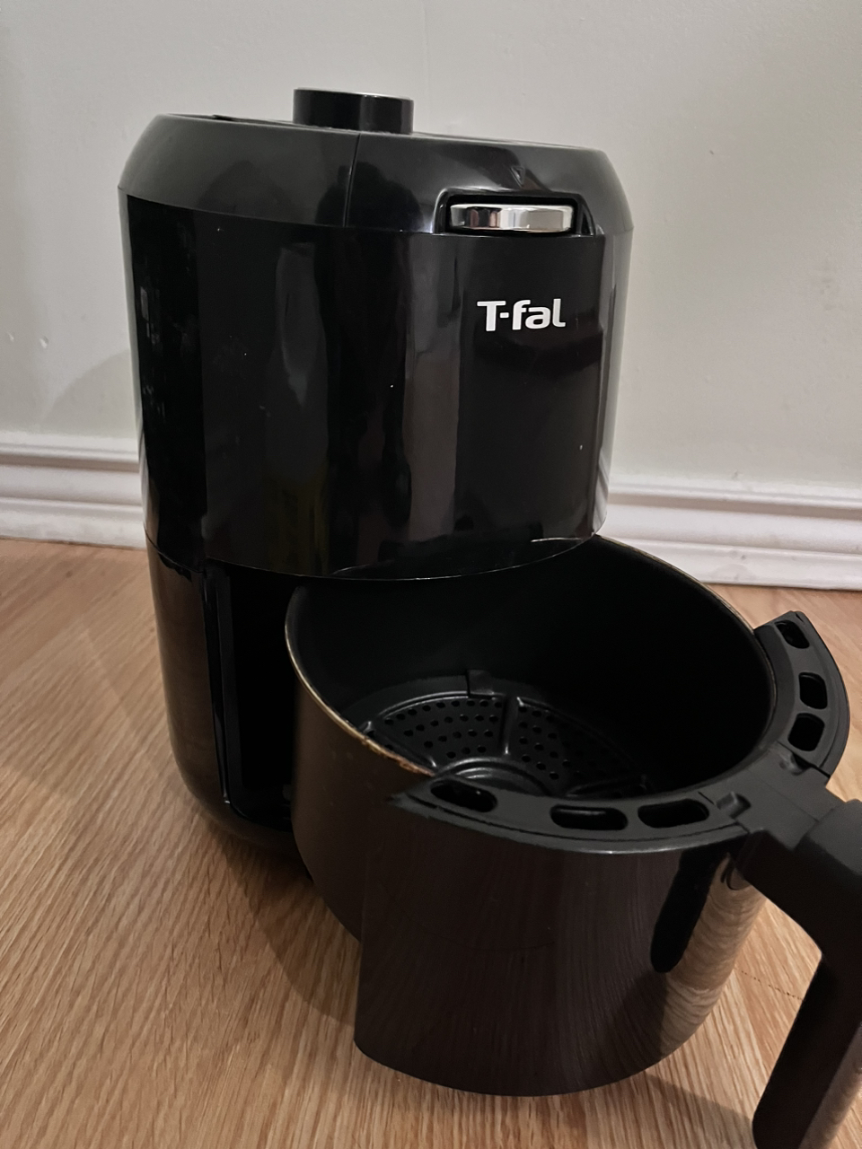 FREE!!! T-fal Air Fryer (for parts)
