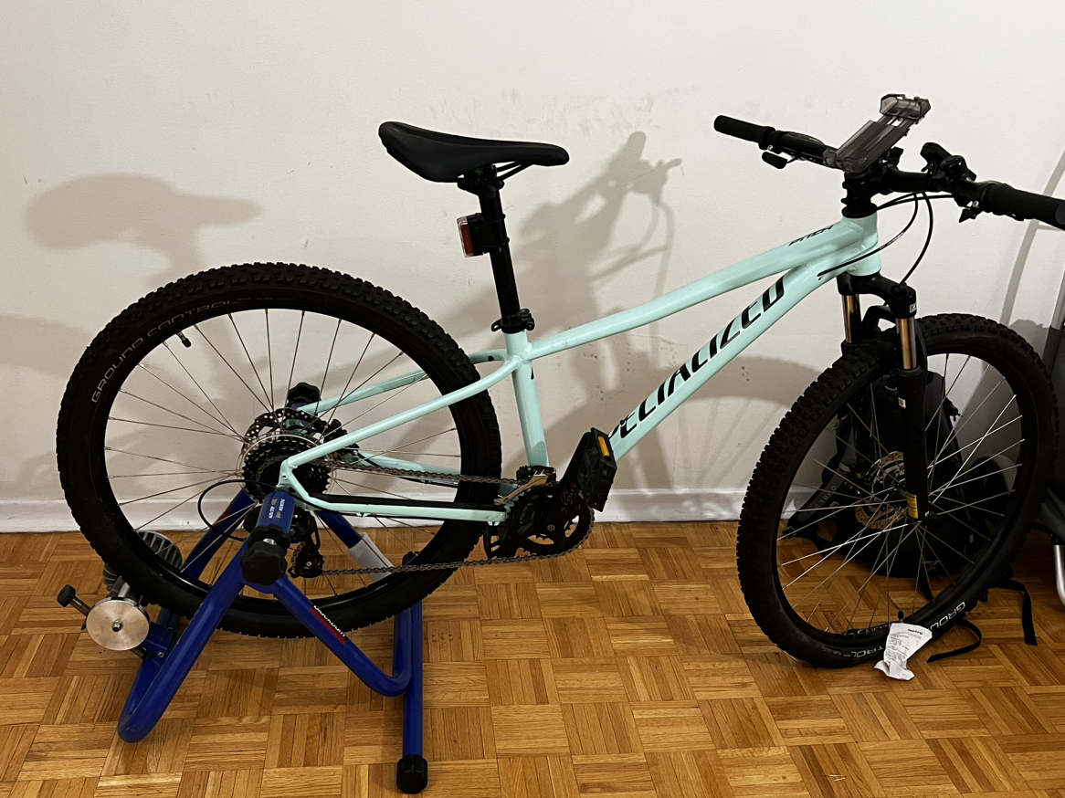 Indoor bike trainer stand