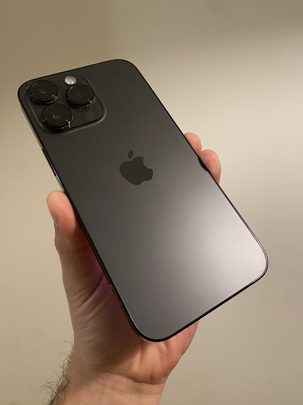 iPhone 14 Pro Max battery 96%