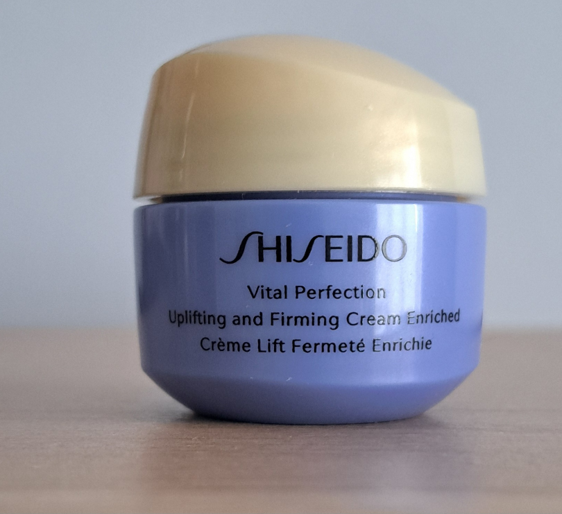 Shiseido Vital Perfection Cream 15ml thumbnail