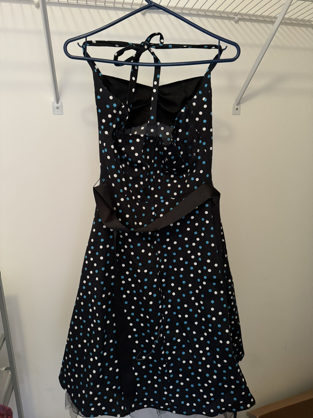 Dress .