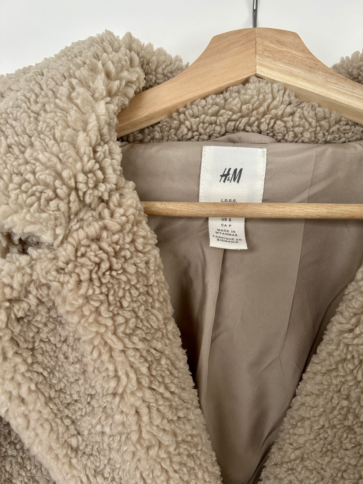 H&M fluffy coat - photo 2
