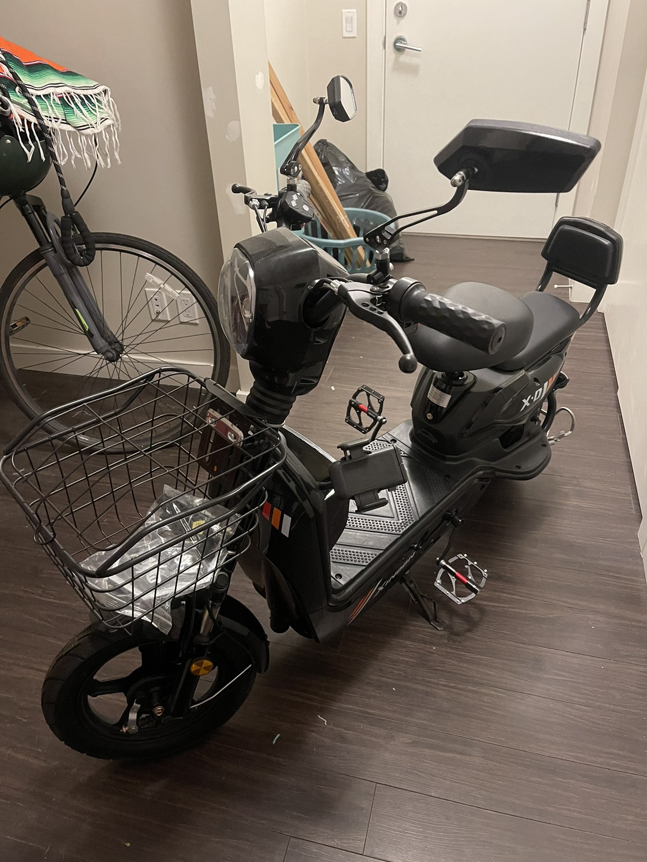 Electric scooter