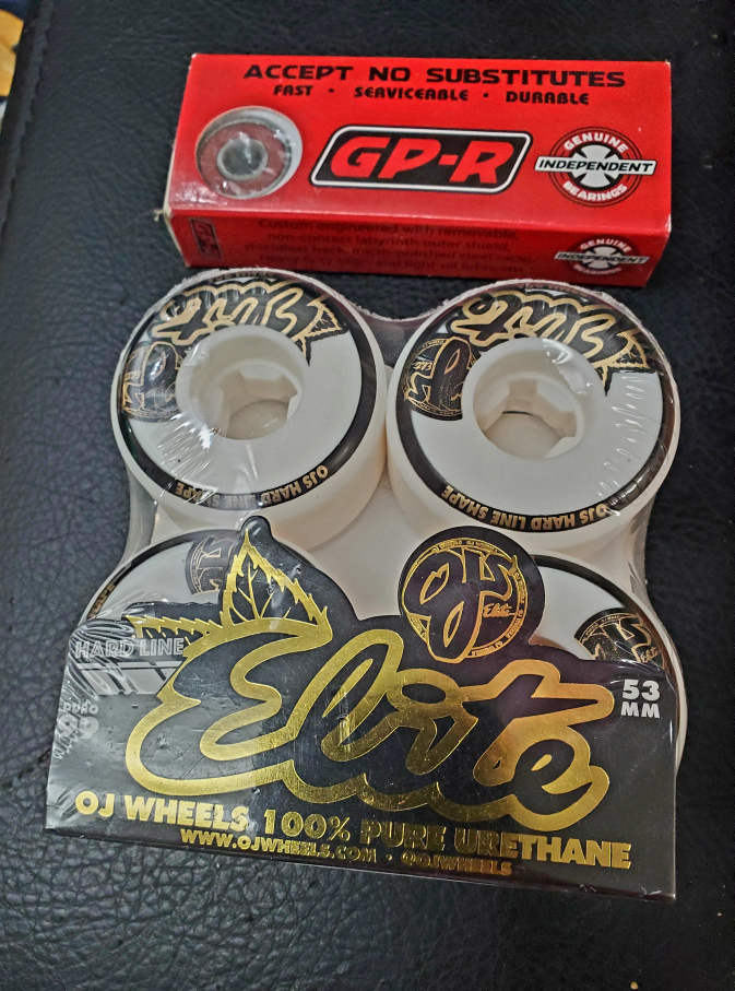 Skateboard wheels and bearings thumbnail