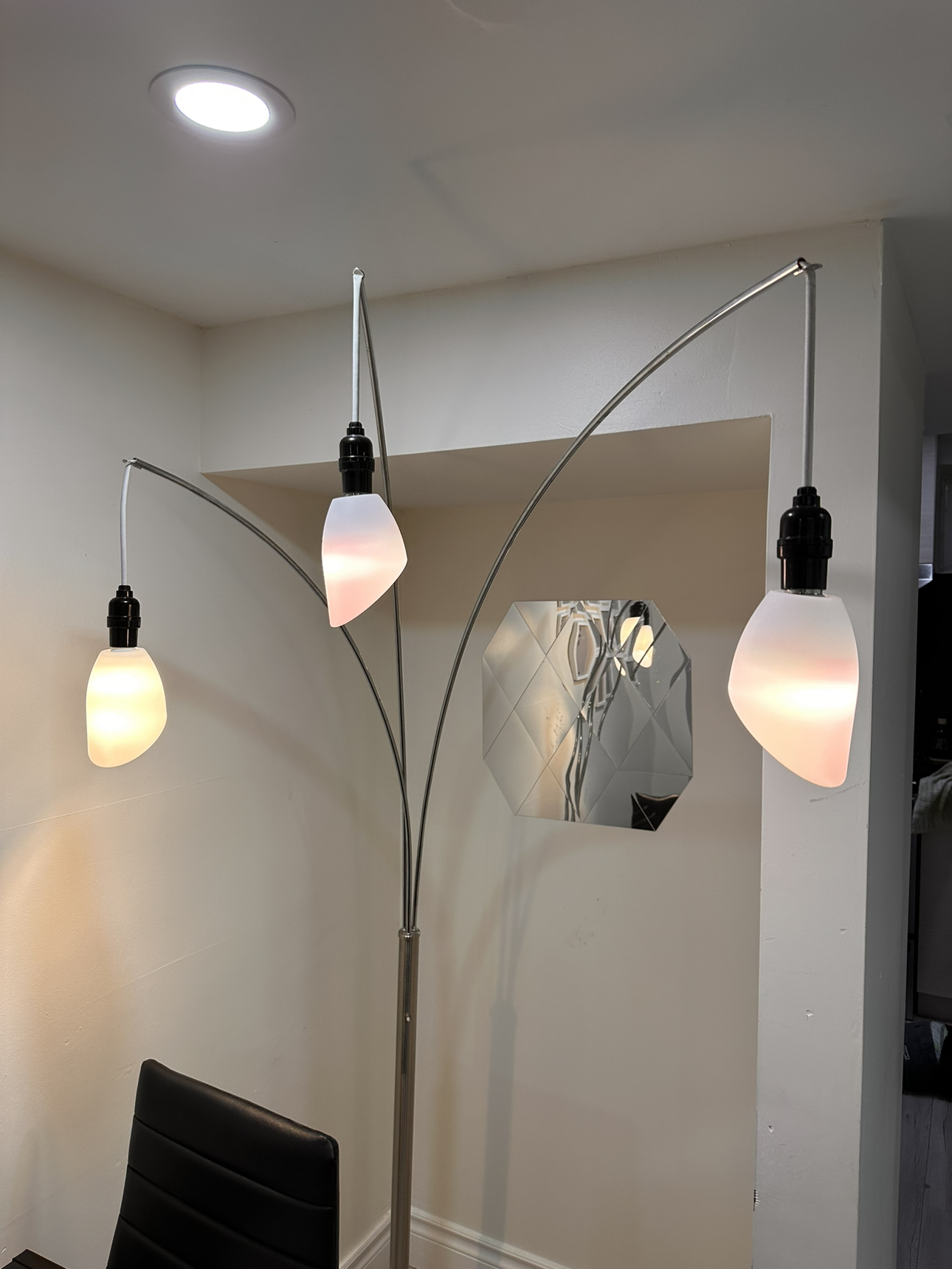 Floor Lamp Modern Medusa Structube image indicator(4)