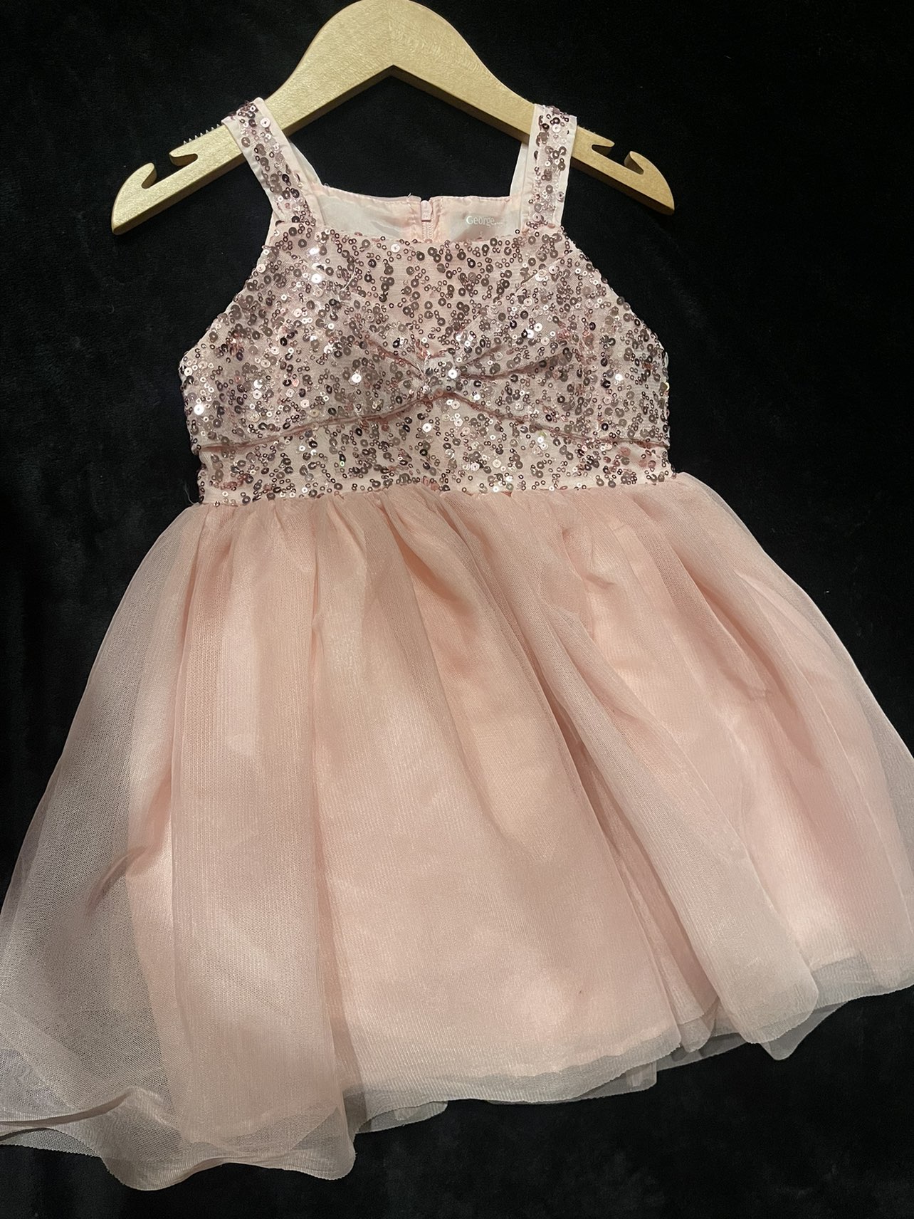 Beautiful pink dress for toddlers