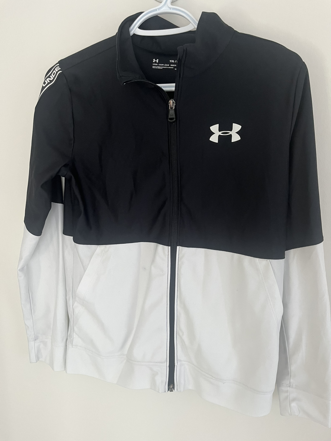 Under Armour Zip Up