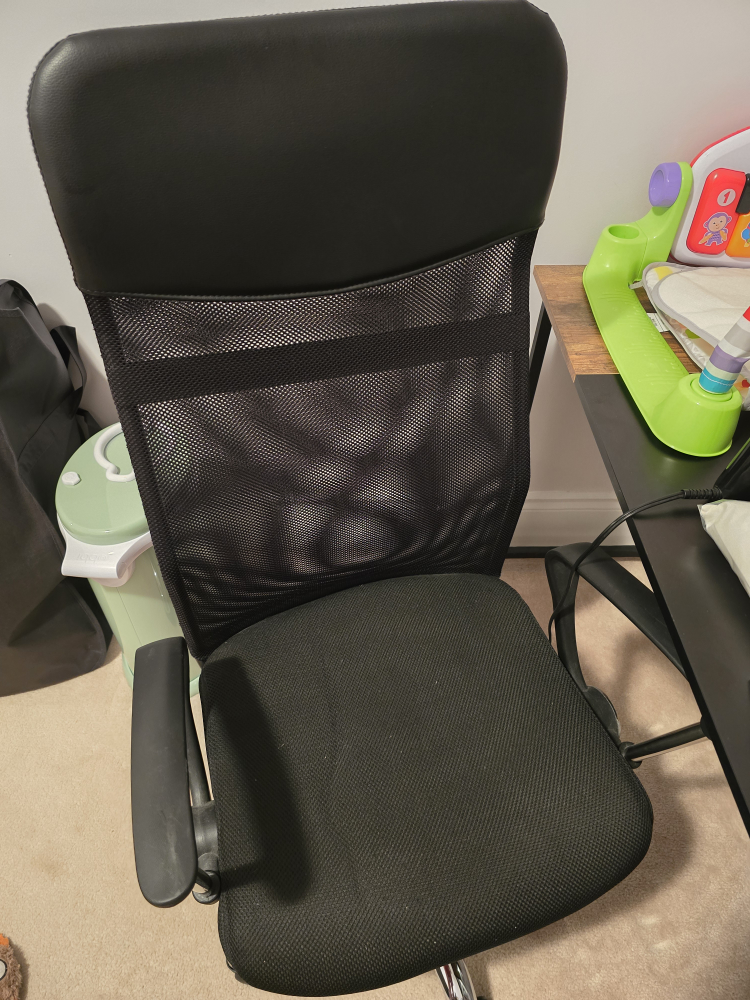 Sturdy desk with free table lamp and desk chair - photo 3