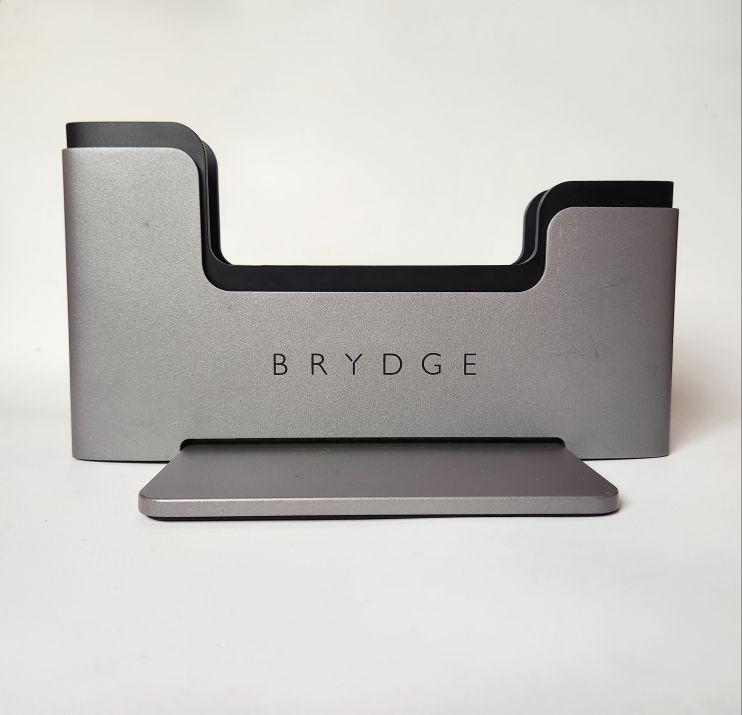 Vertical MacBook Pro Docking Station