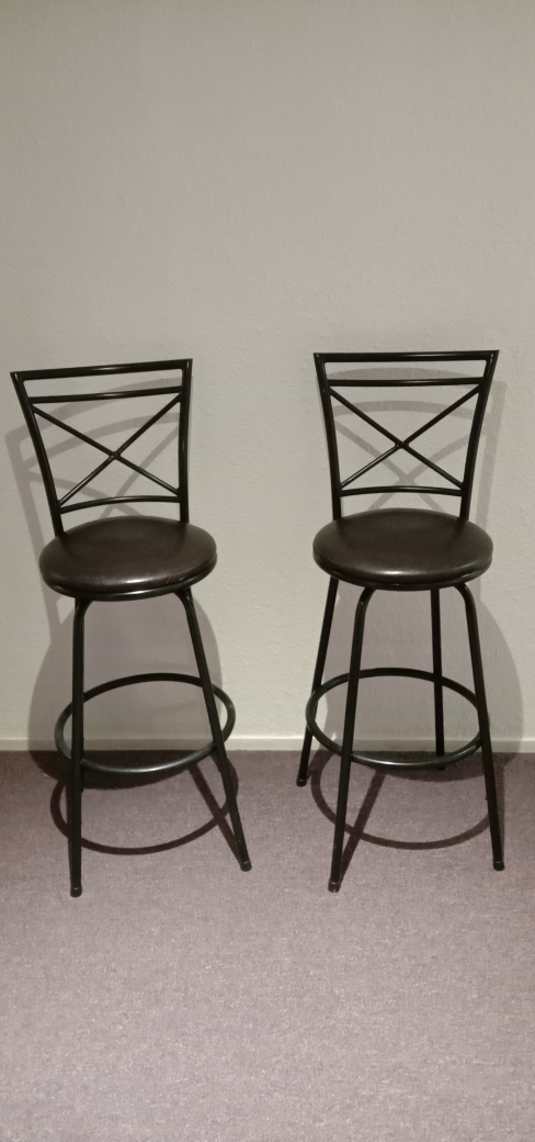 2 bar chairs