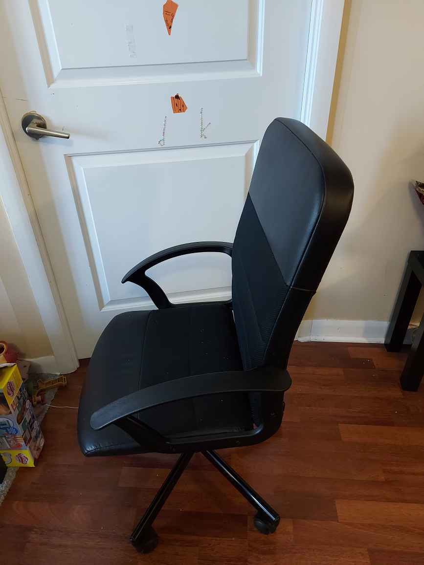 2 year old ikea chair - photo 2
