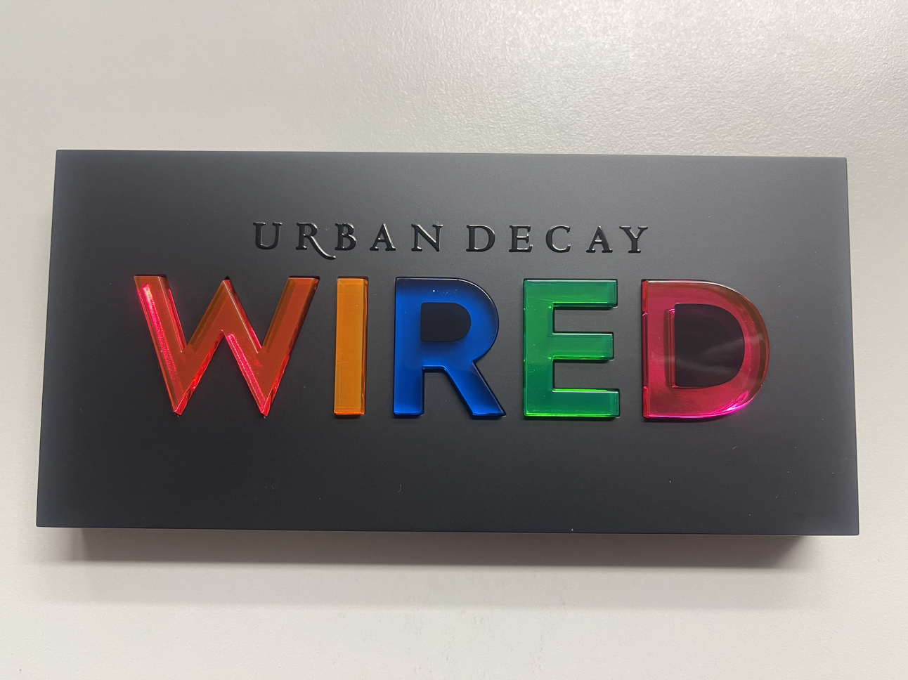 Urban decay wired eyeshadow pallet - Brand new image indicator(4)