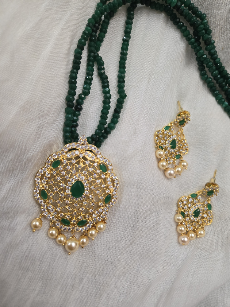 Ethnic Necklace Set