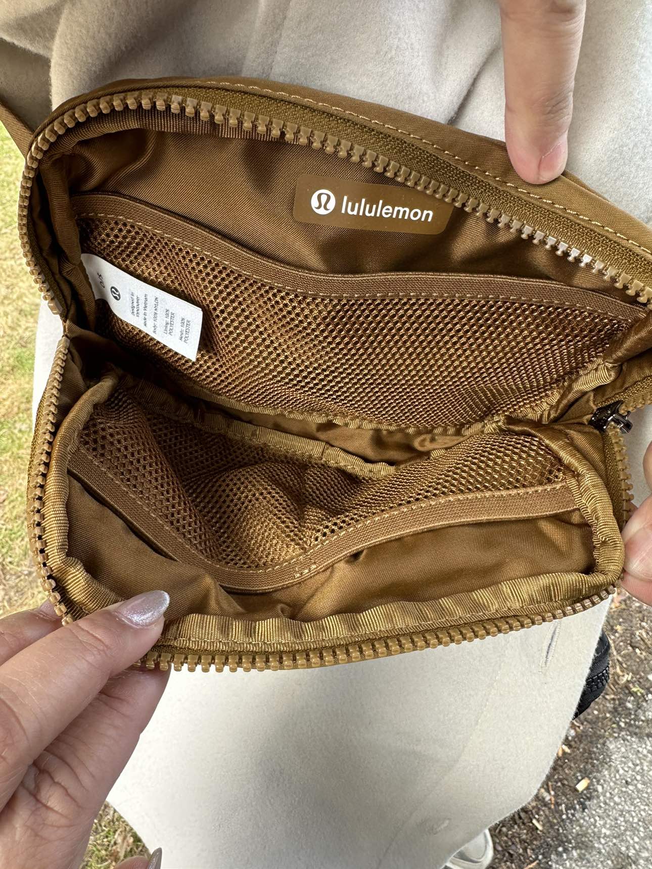 Lululemon Belt Bag, Toast - photo 2