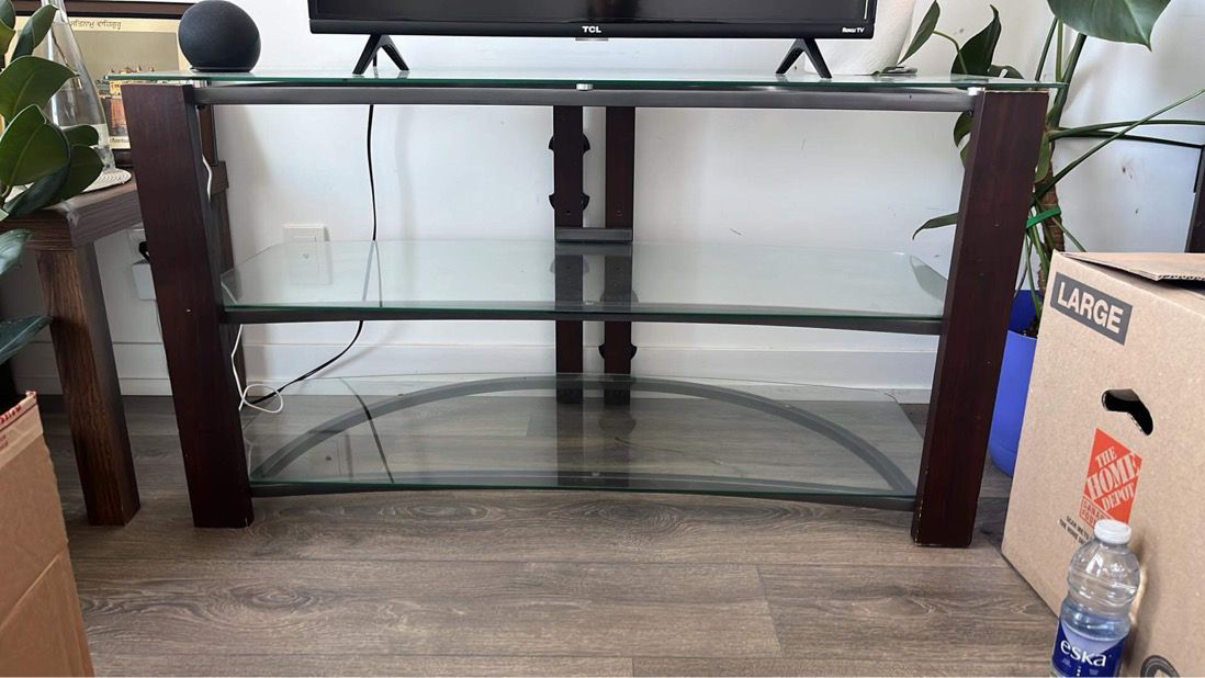 TV stand thumbnail