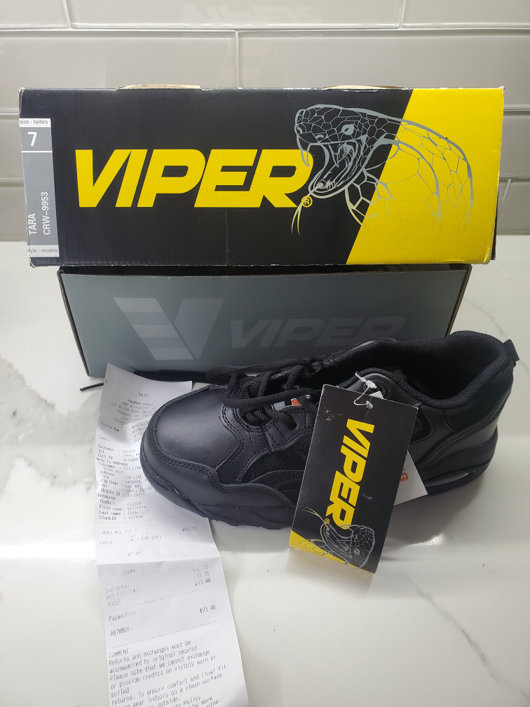 Ladies  black safety shoes size 7. thumbnail