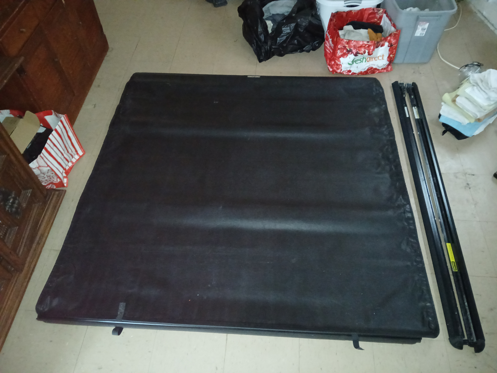 7ft bed cover with rails