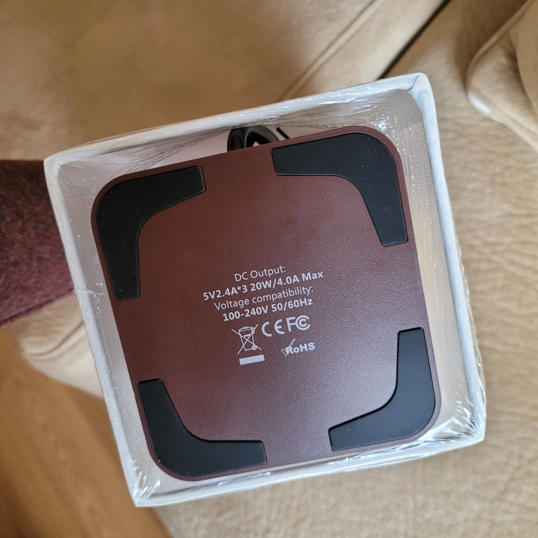 New Lamp with USB Charging ports - photo 3