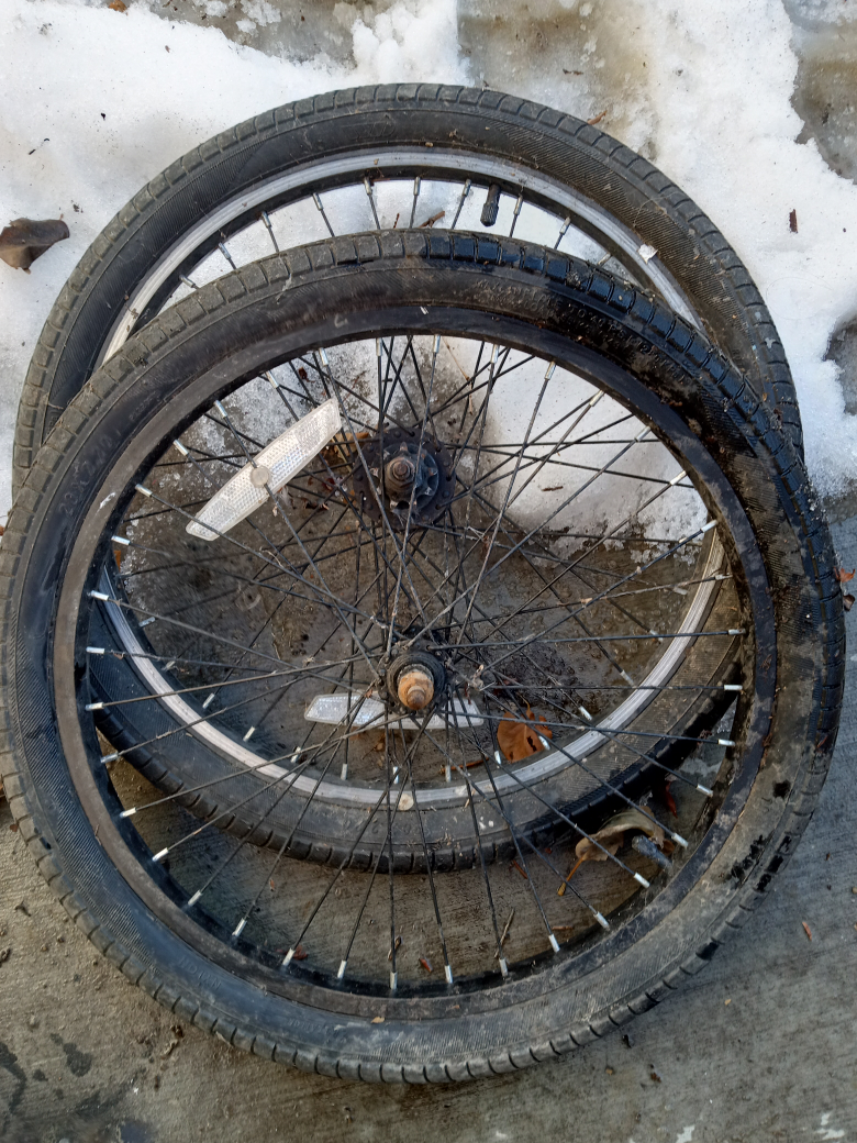 BMX tires