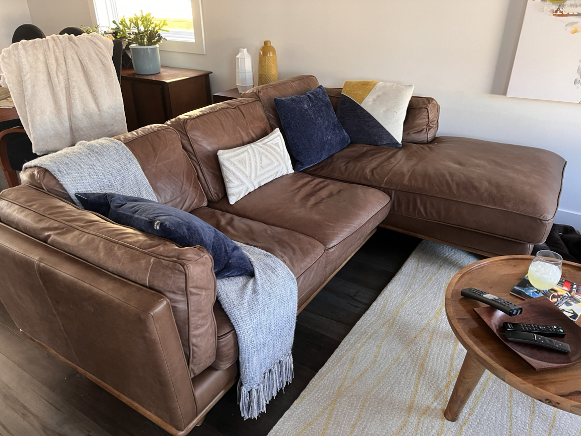 Article full leather aoartment sized sectional