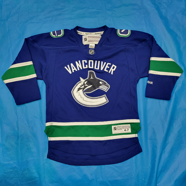 Reebok Vancouver Canucks 
 NHL Hockey Jersey 
 Youth 4-7 thumbnail