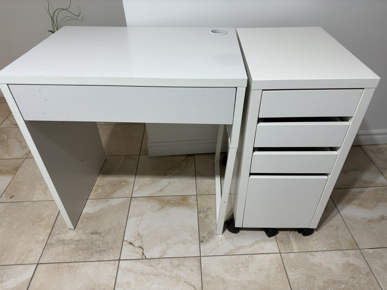 ‼️Moving Sale‼️Everything Must Go‼️ image indicator(10)