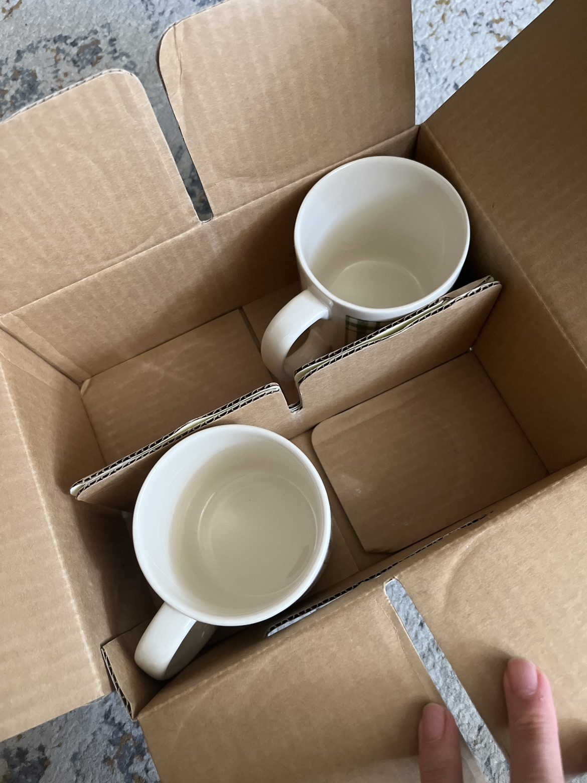 Vintage set of Eaton Home Mugs image indicator(5)