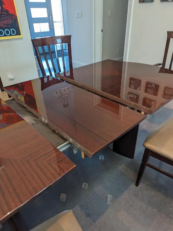 Dining room table - photo 2
