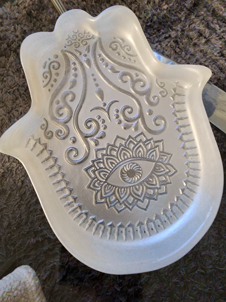 Table or jewerly decor - photo 3