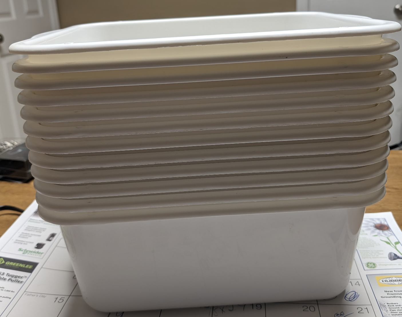 12 White Bins Like New - photo 2
