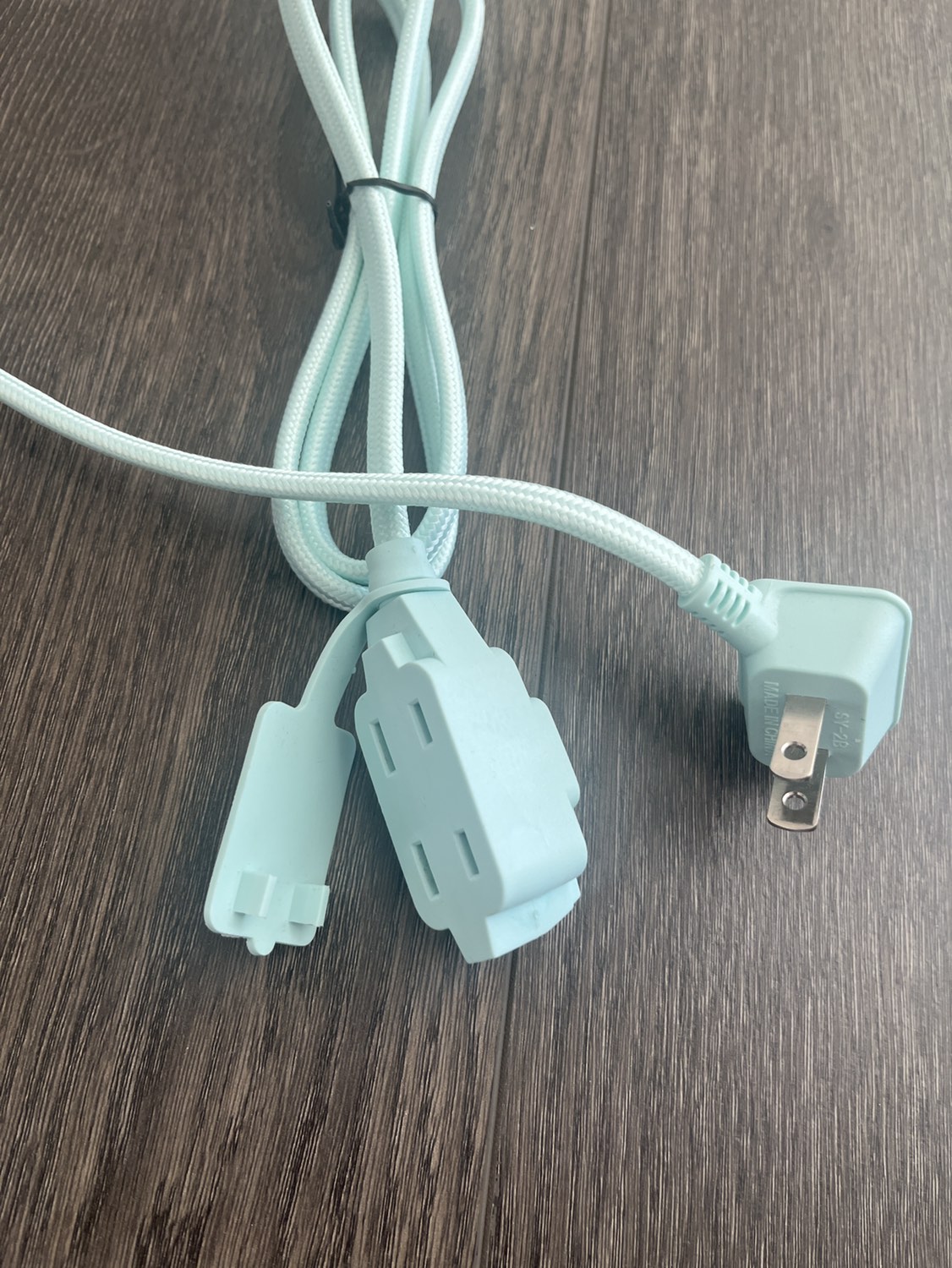 Extension cord thumbnail