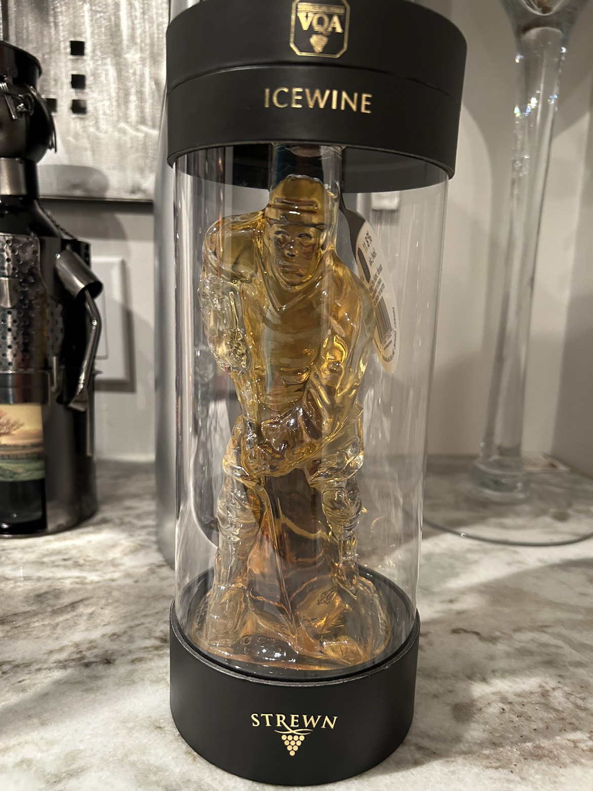 BNWT Hockey lover gift- Vidal ice wine image indicator(4)