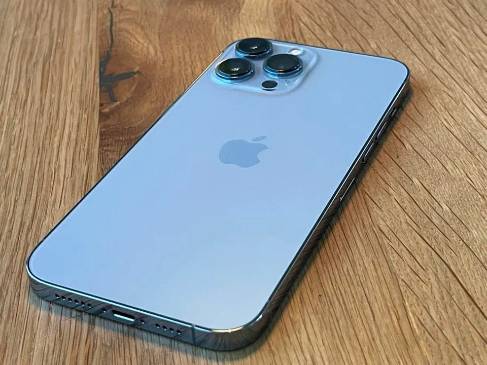iPhone 13 Pro Max unlocked