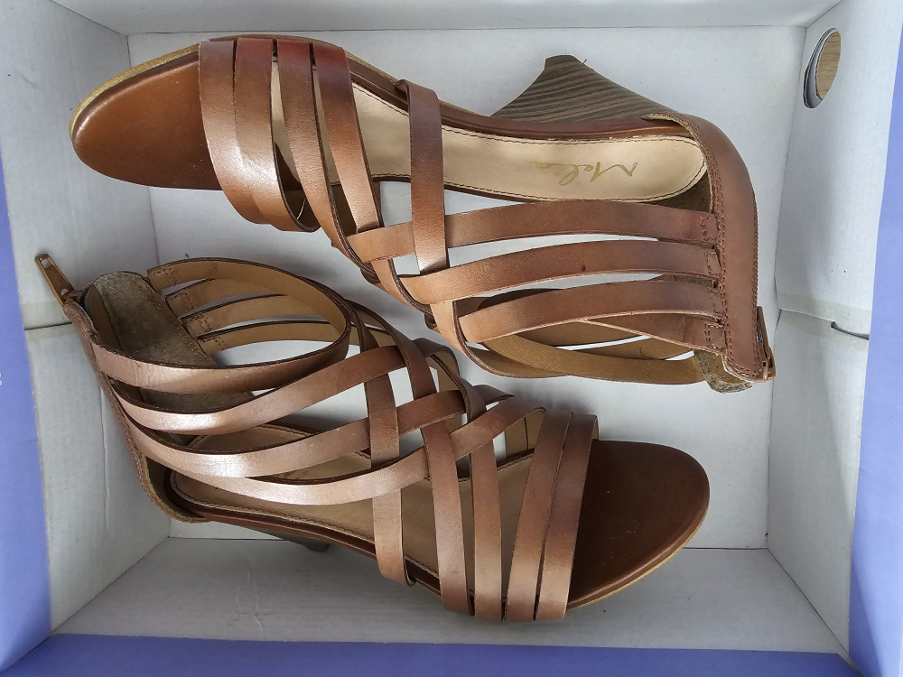 Melia strappy sandals (size 7) thumbnail