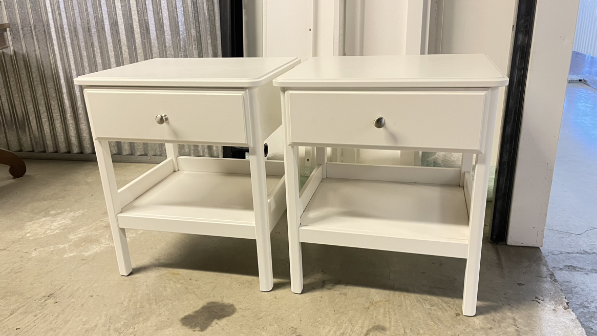 Queen White Bed Set (headboard, base frame and 2 side tables) - photo 3