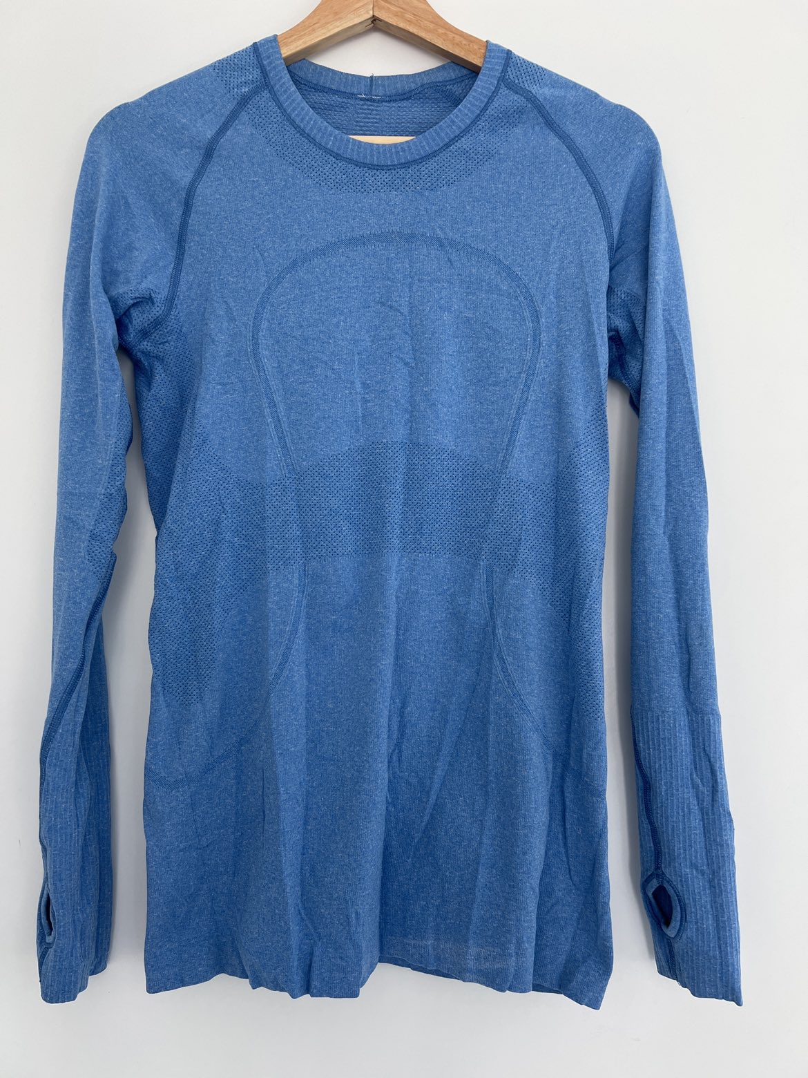 Lululemon long sleeve runners tee- size 6 thumbnail