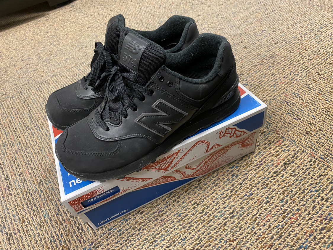 New Balance 574 triple black (size M US 8) - photo 3