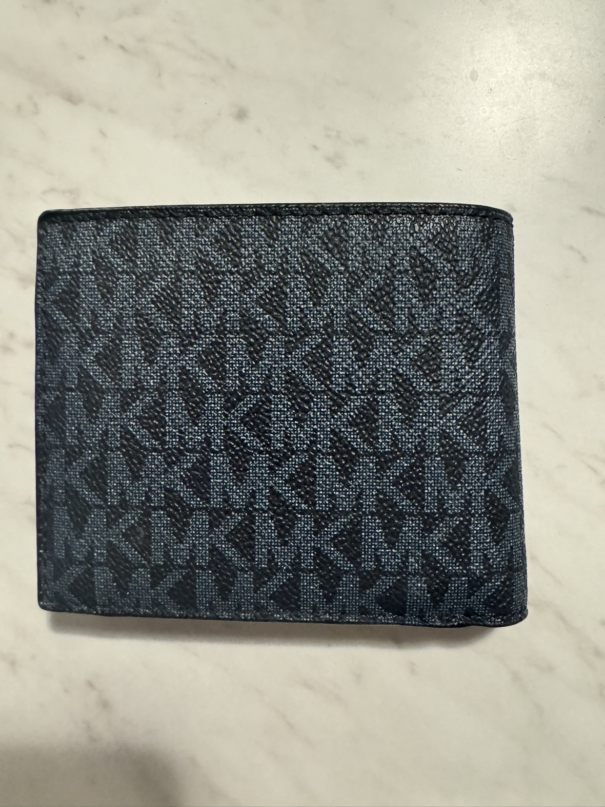 Wallet for sale thumbnail