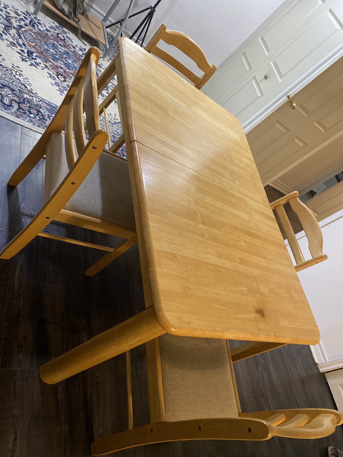 IKEA extendable dining table with 4chairs