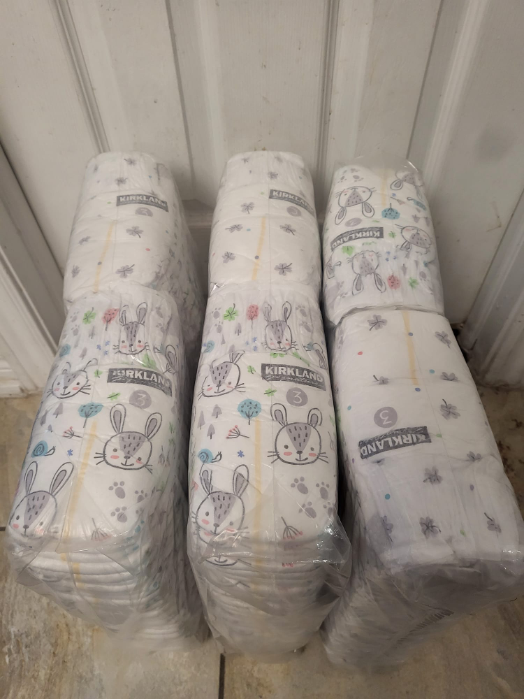 Kirkland Diapers Size 3